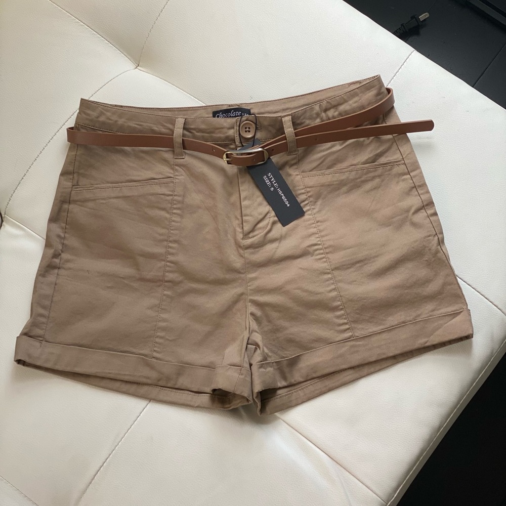 Beautiful short, has a little skinny.